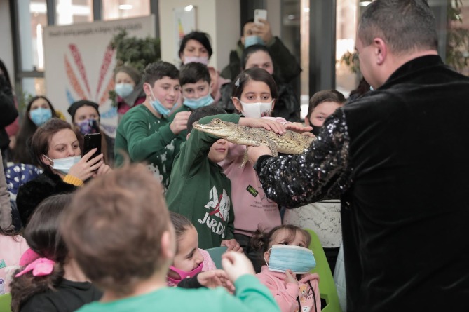 geopromining_organizovala_prazdnik_dlya_detey_prokhodyashchikh_lechenie_v_gematologicheskom_tsentre_ - рис.2 geopromining_organizovala_prazdnik_dlya_detey_prokhodyashchikh_lechenie_v_gematologicheskom_tsentre_ - рис.2