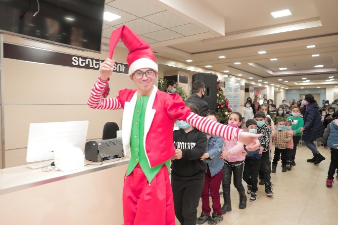 geopromining_organizovala_prazdnik_dlya_detey_prokhodyashchikh_lechenie_v_gematologicheskom_tsentre_ - рис.4 geopromining_organizovala_prazdnik_dlya_detey_prokhodyashchikh_lechenie_v_gematologicheskom_tsentre_ - рис.4