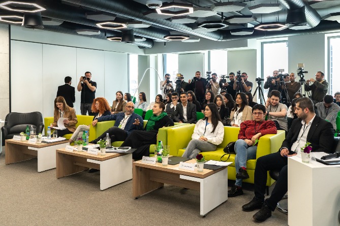 investitsii_v_budushchee_molodezhi_ameriabank_podvel_itogi_studencheskogo_konkursa_stan_izmeneniem_ - рис.3