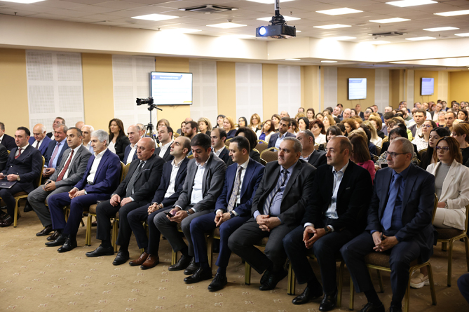 v_armenii_proshlo_godovoe_obshchee_sobranie_palaty_auditorov_i_ekspertov_bukhgalterov - рис.1