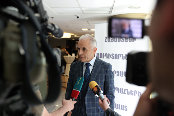 v_armenii_proshlo_godovoe_obshchee_sobranie_palaty_auditorov_i_ekspertov_bukhgalterov - рис.4