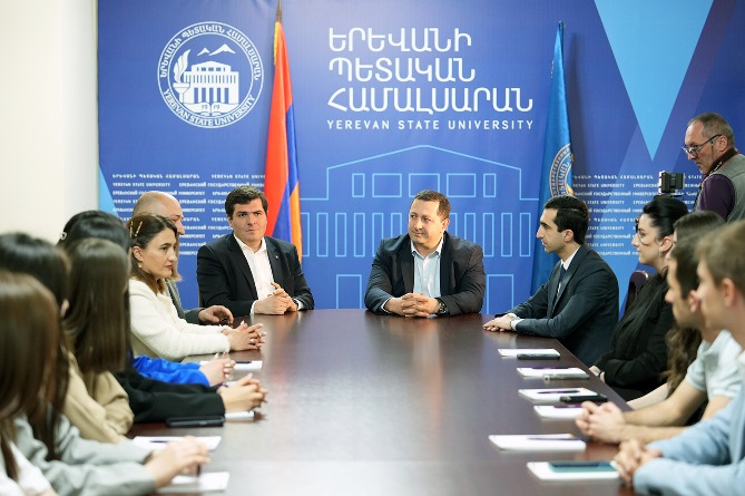 den_studentov_v_egu_so_stipendiatami_byblos_bank_armeniya - рис.4 den_studentov_v_egu_so_stipendiatami_byblos_bank_armeniya - рис.4