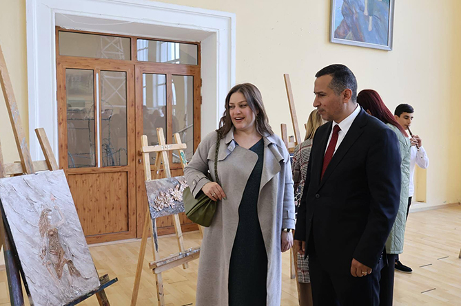 v_agarake_proshli_prazdnichnye_meropriyatiya_k_75_letiyu_osnovaniya_goroda - рис.2 v_agarake_proshli_prazdnichnye_meropriyatiya_k_75_letiyu_osnovaniya_goroda - рис.2