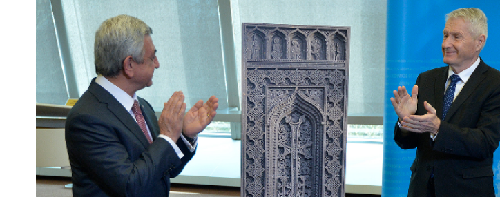 Armenia donates khachkar to Council of Europe