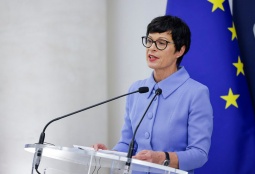 ЕС намерен оказать финансовую поддержку Армении: еврокомиссар Кос посетит Ереван 