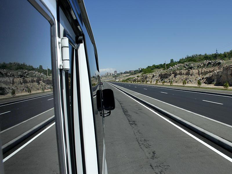 New highway connecting Isakov Avenue with Leningradyan Street opened in Yerevan on Saturday-12