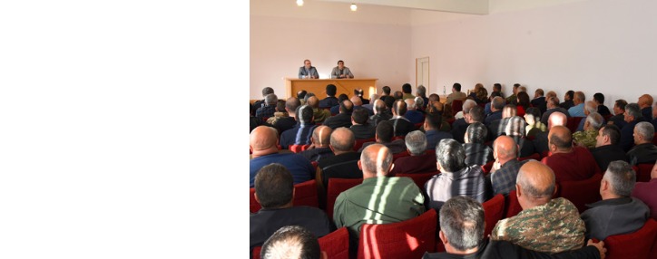 Արցախի նախագահն Ասկերանի շրջվարչակազմի պատասխանատուների հետ քննարկել է անվտանգության ապահովմանն առնչվող հարցեր Արցախի նախագահն Ասկերանի շրջվարչակազմի պատասխանատուների հետ քննարկել է անվտանգության ապահովմանն առնչվող հարցեր