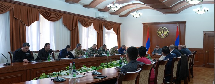 Արցախում բնակչության առաջնային կարիքների ապահովման համար պետական պահուստային պաշարներից որոշ ապրանքներ կմատակարարվեն խանութներին Արցախում բնակչության առաջնային կարիքների ապահովման համար պետական պահուստային պաշարներից որոշ ապրանքներ կմատակարարվեն խանութներին
