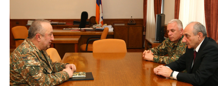 Բակո Սահակյանն ու ՀՀ ԶՈՒ գլխավոր շտաբի պետը քննարկել են համագործակցությանը հարցերը