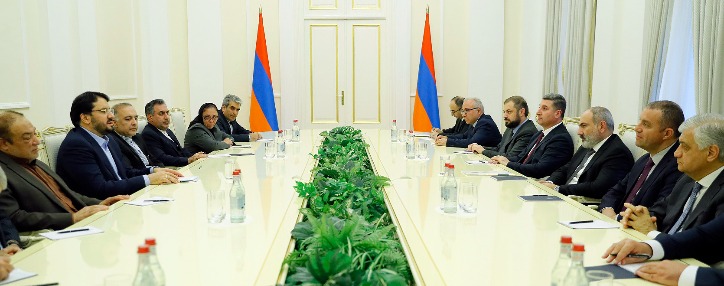 Разблокирование региональных инфраструктур, строительство автодороги Север-Юг и двусторонние проекты: Армения и Иран обсудили сотрудничество