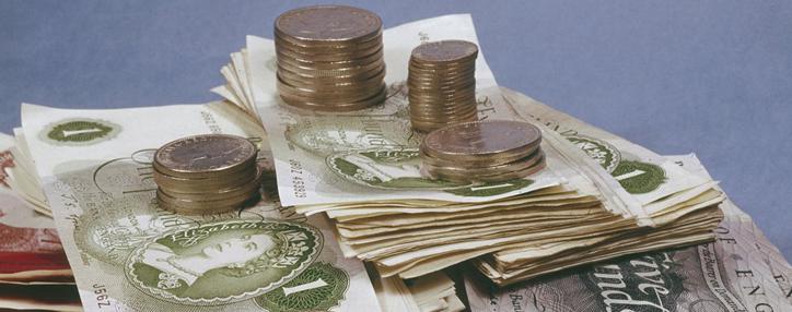 Британка случайно постирала лотерейный билет с выигрышем в 33 миллиона фунтов