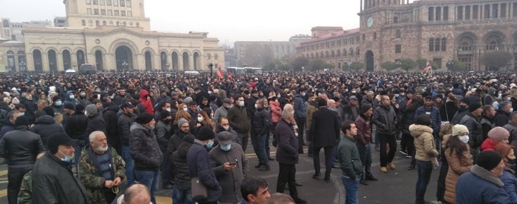 Оппозиция проводит митинг на Площади Республики в Ереване