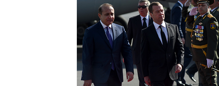 Медведев подтвердил намерение обсудить с Абрамяном в Ереване урегулирование карабахского конфликта