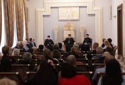 Католикос Всех Армян рассказал участникам «Молитвенного завтрака» о напряженности в отношениях Церкви и властей и антицерковных действиях