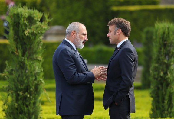 Փաշինյանն ու Մակրոնը քննարկել են ՀՀ–ի արտահանման հնարավորությունների ընդլայնմանը վերաբերող հարցեր