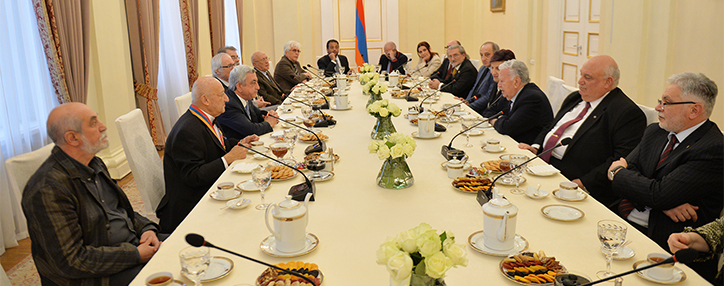 Outgoing Serzh Sargsyan presents his views on future president Outgoing Serzh Sargsyan presents his views on future president