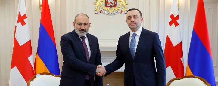 Armenian and Georgian premiers sign partnership declaration in Tbilisi