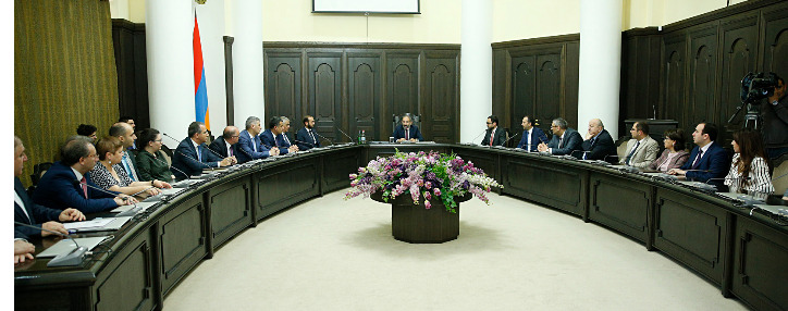 Премьер заявил о необходимости оправдать надежды граждан Армении