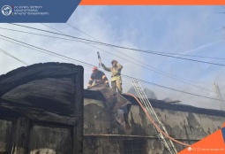 Խոշոր հրդեհ՝ Գյումրի մի քանի տներում․ դեպքի վայր է մեկնել 5 մարտական հաշվարկ