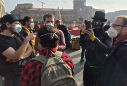 Երևանը խեղդվում է․ քաղաքում օդի աղտոտվածության դեմ ակցիա է կազմակերպվել (ՖՈՏՈ, ՎԻԴԵՈ)