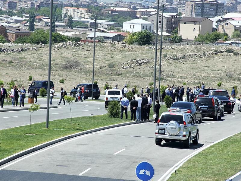 New highway connecting Isakov Avenue with Leningradyan Street opened in Yerevan on Saturday-0