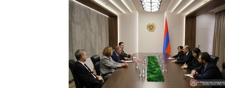 Armenian Secretary of the Security Council met with the regional director of US military intelligence Armenian Secretary of the Security Council met with the regional director of US military intelligence