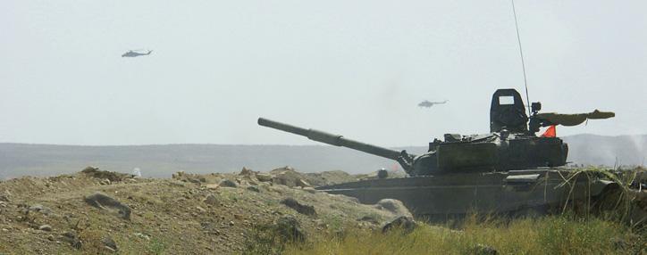 Stepanakert reports about movement of tanks from Azerbaijani side Stepanakert reports about movement of tanks from Azerbaijani side