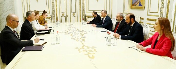 Премьер Армении обсудил с американским сопредседателем МГ ОБСЕ карабахский конфликт и урегулирование с Азербайджаном