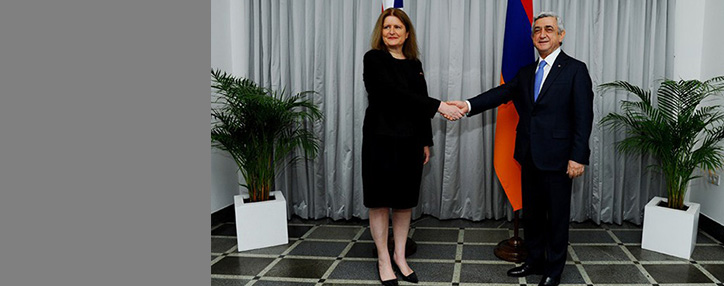 Президент Армении поздравил Елизавету II с национальным праздником Соединенного Королевства Великобритании и Северной Ирландии