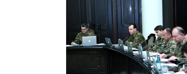Armenia’s government holds a special meeting in connection with command and staff training