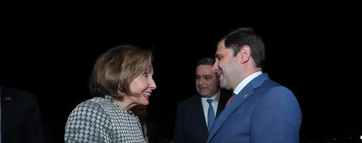 Папикян представил Пелоси ситуацию, создавшуюся в результате агрессии Азербайджана против Армении