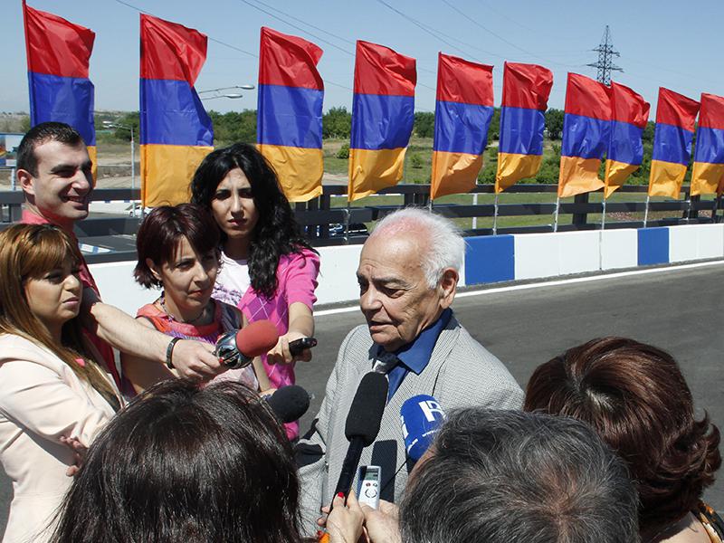 New highway connecting Isakov Avenue with Leningradyan Street opened in Yerevan on Saturday-9
