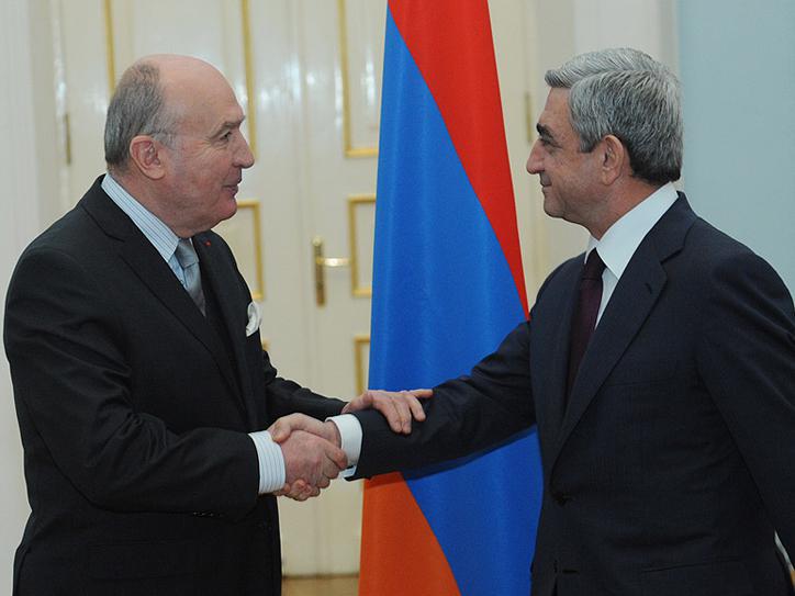 Саргсян встретился с Бернаром Фасье, завершающим свою миссию 