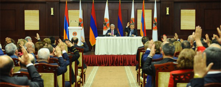 Հանրապետական խմբակցությունն առանց նախապայմանների պատրաստ է բոլոր կողմերի հետ քննարկել ցանկացած հարց Հանրապետական խմբակցությունն առանց նախապայմանների պատրաստ է բոլոր կողմերի հետ քննարկել ցանկացած հարց