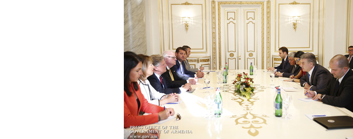 ՀՀ  վարչապետն ԱՄՆ կոնգրեսականների հետ քննարկել է հայ-ամերիկյան տնտեսական համագործակցության հեռանկարները
