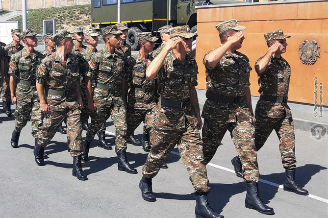 Парламент Армении уточнит полномочия правительства в сфере обороны