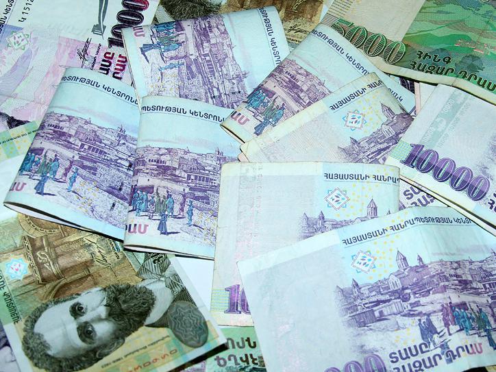 Размер пенсий в Армении с 1 января 2015 года увеличится в среднем на 15% Размер пенсий в Армении с 1 января 2015 года увеличится в среднем на 15%