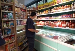 Просроченные и запрещенные к продаже товары выявлены в одном из сетевых супермаркетов Еревана