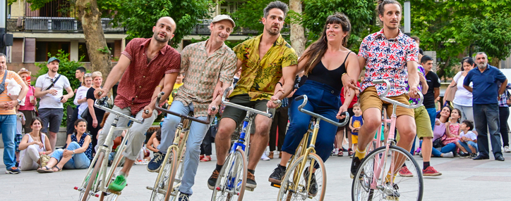 La Band a Tyrex - a French cycling show in Armenia (PHOTO, VIDEO)