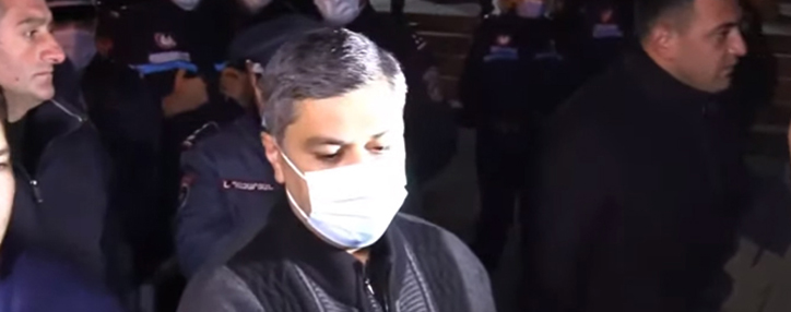 Суд решил не отправлять Артура Ванецяна под арест 