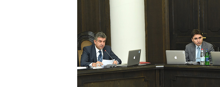 Prime minister demands drastic reduction of ministries’ substructures