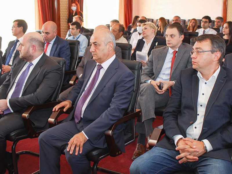 Eurasian Development Bank provides Ardshinbank with USD 20 million to support SMEs-11