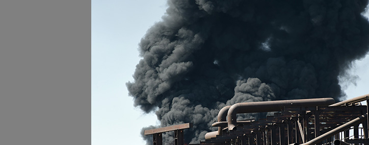 МЧС Армении представило ситуацию по борьбе с пожаром на заводе "Наирит"