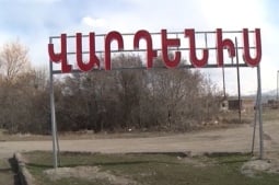 Из-за сильного ветра 5 сел на востоке Армении остались без электричества