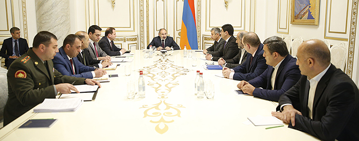 Пашинян назвал беспрецедентным процесс внедрения новой системы поставок продовольствия в ВС