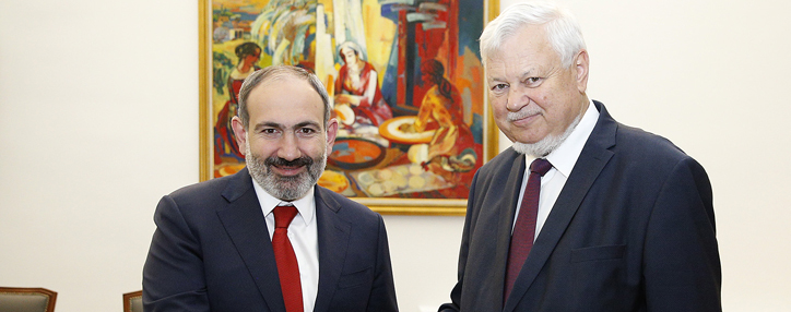 Премьер Армении обсудил с Каспршиком урегулирование карабахского конфликта