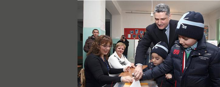 Armenia’s PM voted on presidential election day