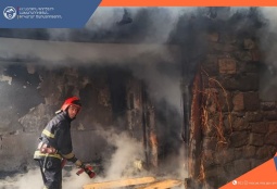 Հրդեհ՝ Երևանի քոլեջներից մեկի տարածքում