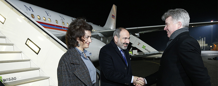 Armenian premier arrives in Berlin Armenian premier arrives in Berlin