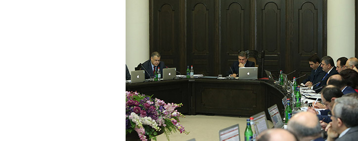 Armenian PM orders to toughen treatment of dishonest tax payers 